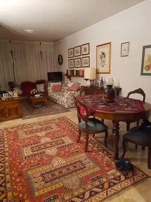 Wohnzimmer; holzboden, fliesenboden, tageslicht, rustikaler stil