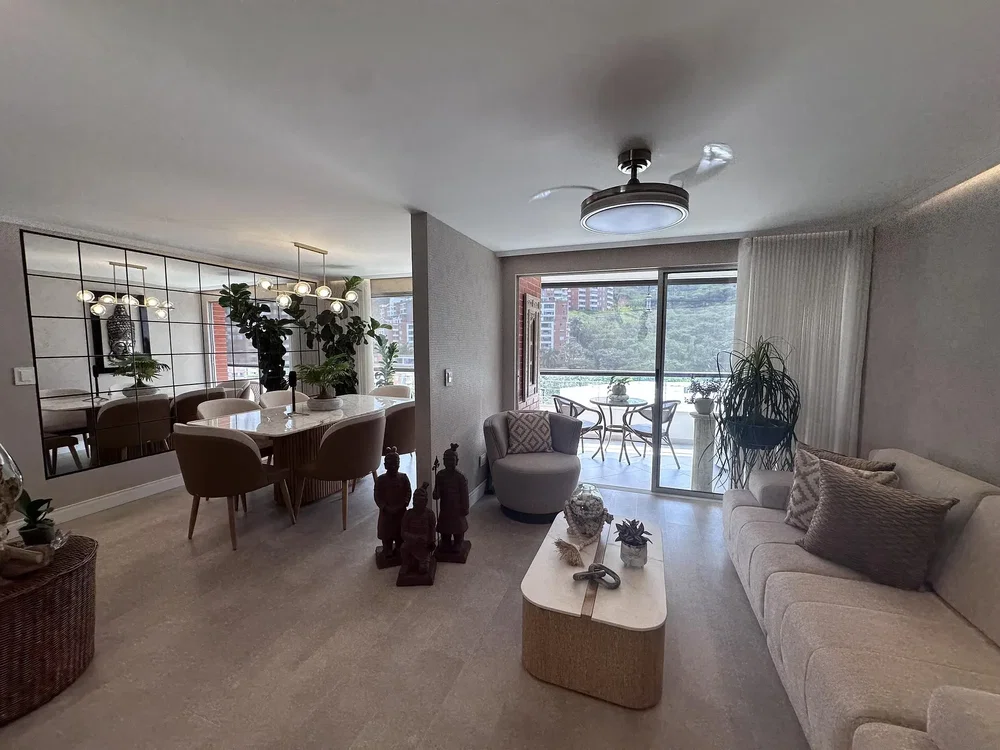 Sala de estar; luz natural, estilo moderno