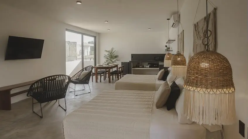 Spavaća soba; prirodno svjetlo, moderni stil