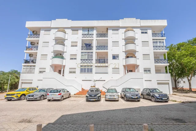 Casa e arredores