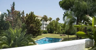 House and surroundings; view, natural light