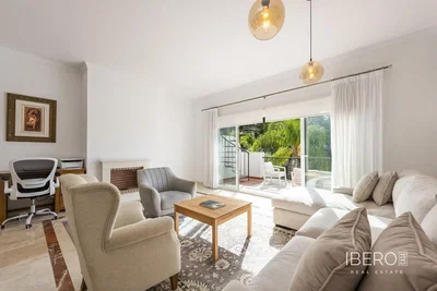 Sala de estar; luz natural, estilo moderno