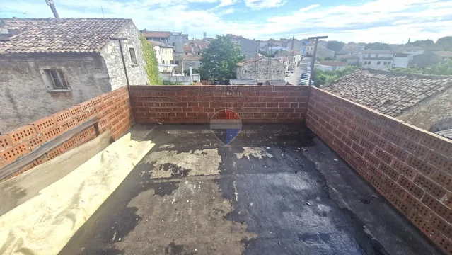Terasa; pogled, potrebna renovacija