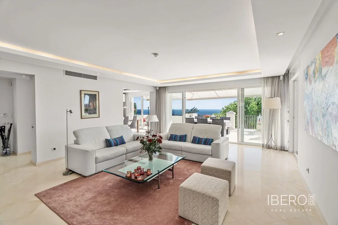Sala de estar; vista, luz natural, estilo moderno