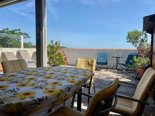 Terrace; natural light, view