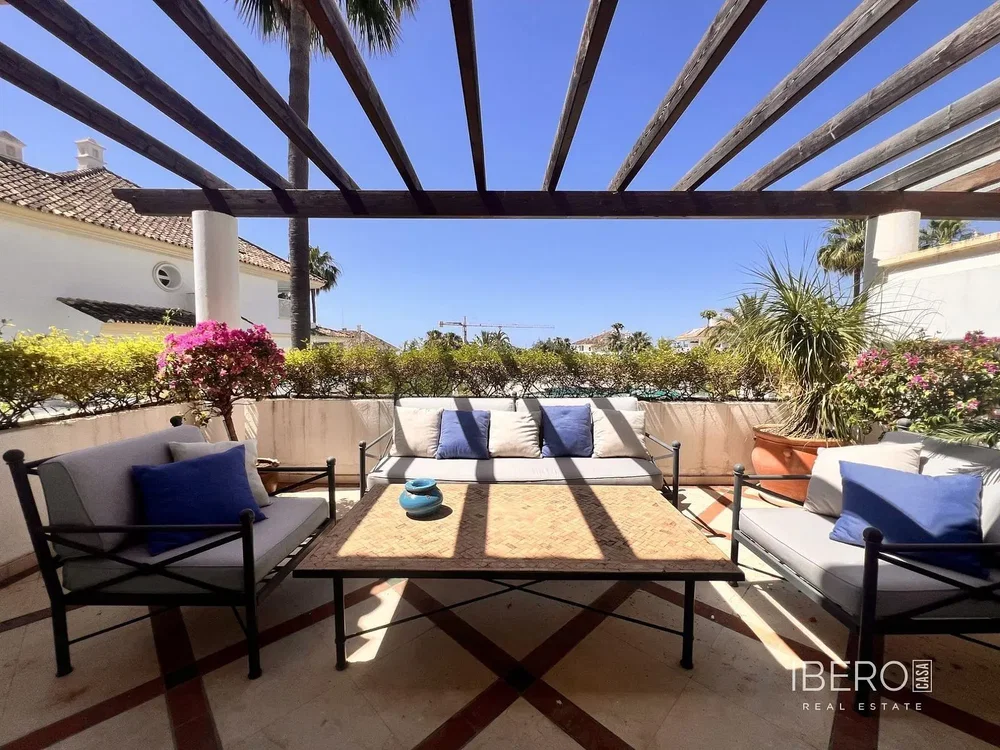 Terraza; luz natural, vista