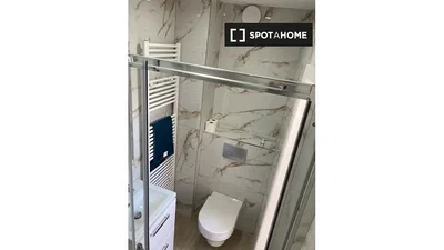 Toilette; luce naturale
