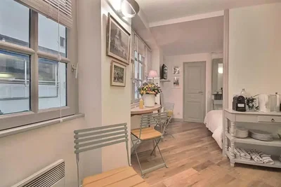 Küche; holzboden, tageslicht, moderner stil
