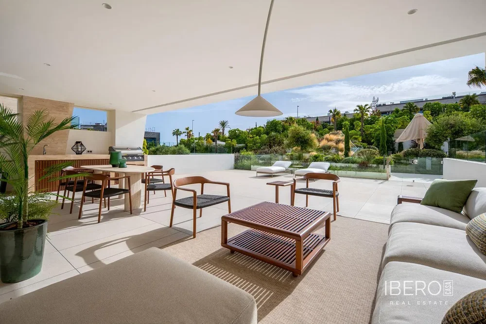 Terraza; vista, estilo moderno, luz natural