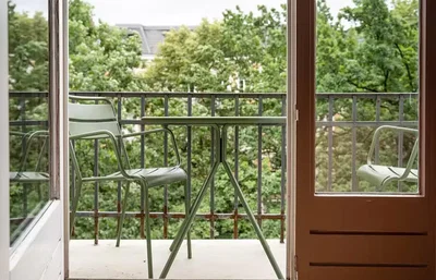 Balkon; pogled, prirodno svjetlo