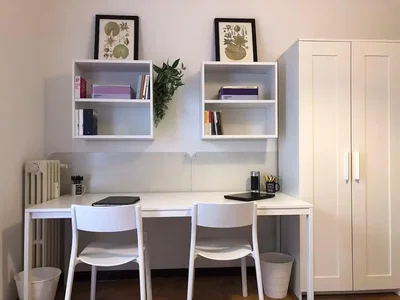 Chambre d'enfant; parquet, lumière naturelle, style moderne