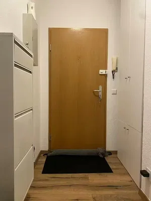 Guardaroba; pavimento in legno