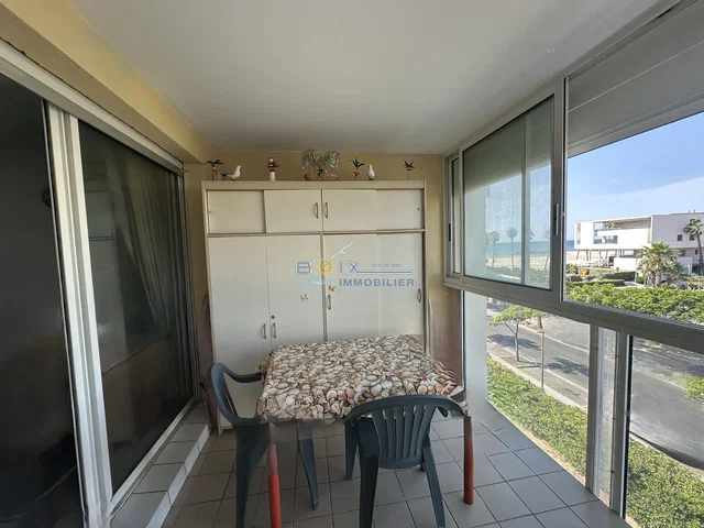 Terrasse; blick, fliesenboden, tageslicht