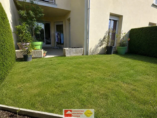 Haus und umgebung; tageslicht, renoviert