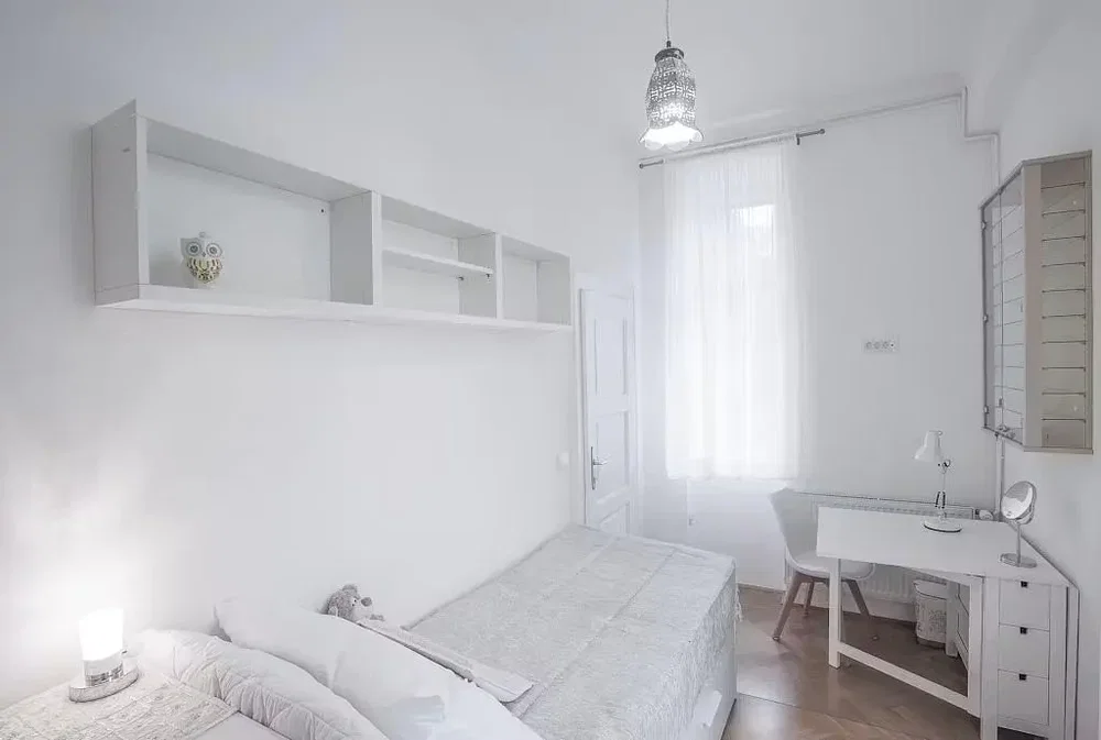 Schlafzimmer; tageslicht, moderner stil