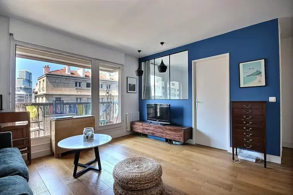 Living room; view, natural light, modern style