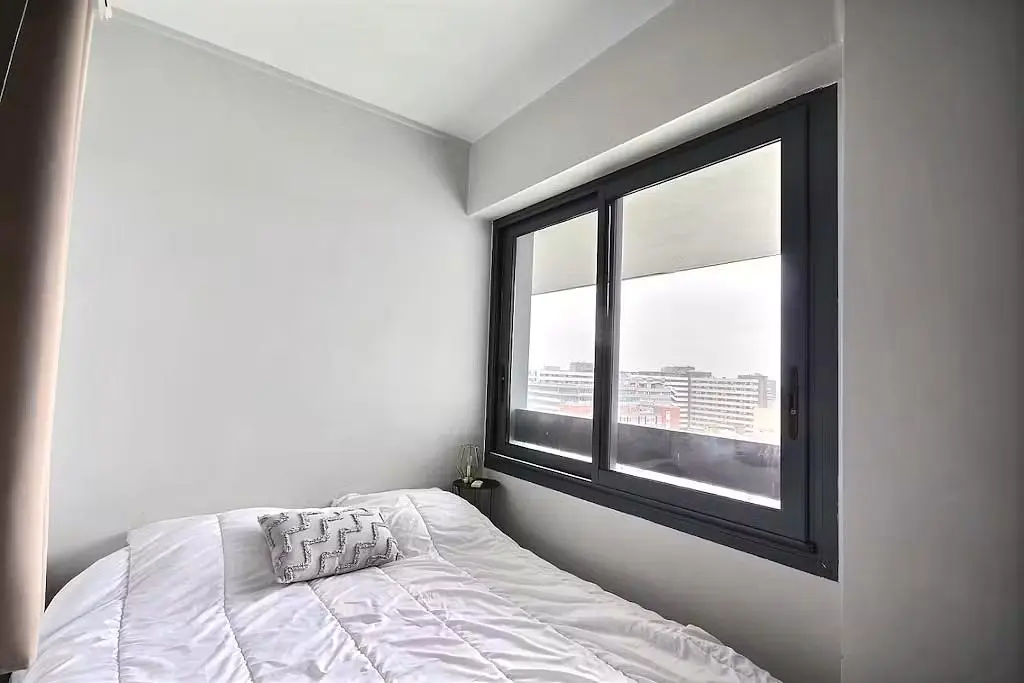 Schlafzimmer; tageslicht, blick