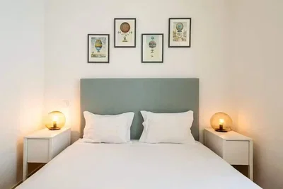 Schlafzimmer; tageslicht, moderner stil