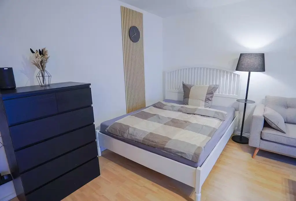 Chambre; parquet, lumière naturelle