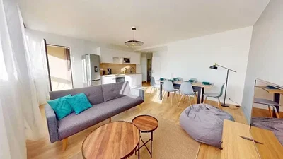 Wohnzimmer; tageslicht, holzboden, moderner stil