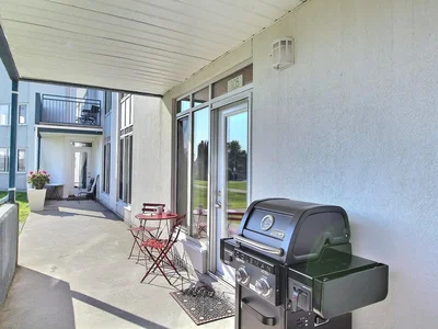 Balkon; doğal ışık, manzara