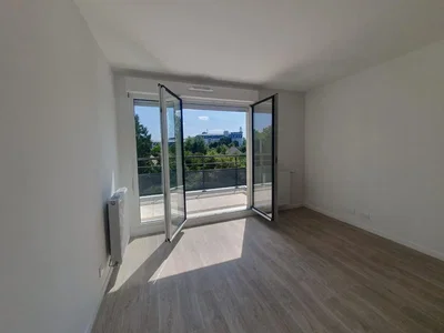 Balkon; blick, tageslicht, holzboden