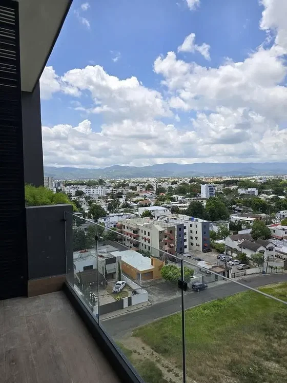 Balkon; výhled, přirozené světlo