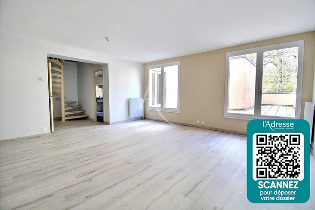 Salon; parquet, lumière naturelle