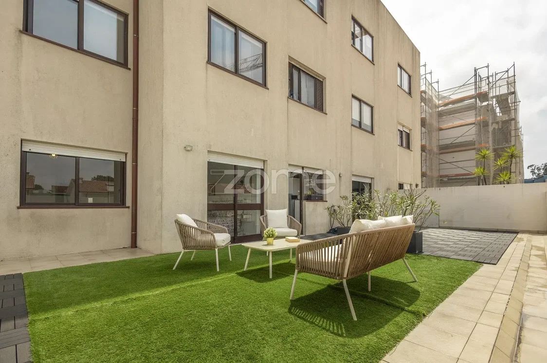 Terrasse; lumière naturelle, style moderne