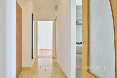 Other; tile floor, natural light