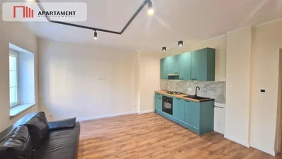 Wohnzimmer; küchengeräte, tageslicht, holzboden, renoviert