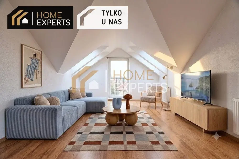 Wohnzimmer; holzboden, tageslicht, moderner stil