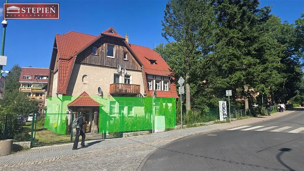 Küche; küchengeräte, holzboden, tageslicht, moderner stil, renoviert
