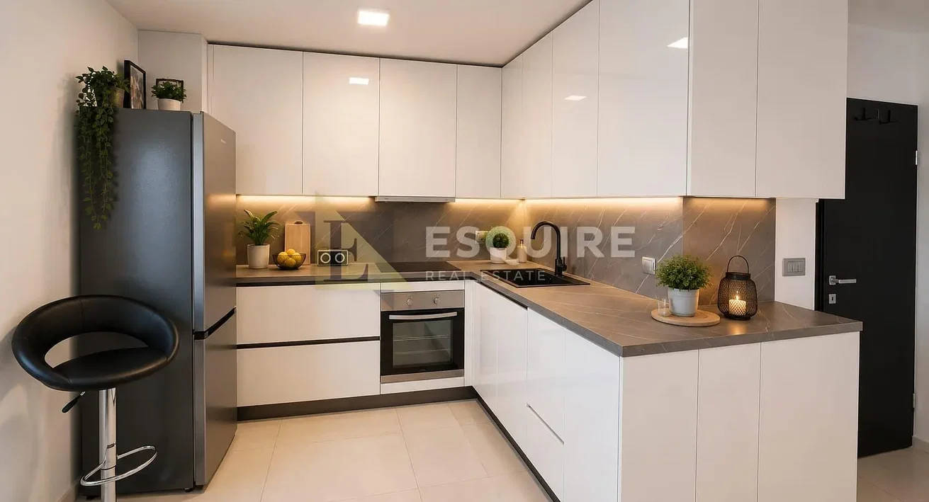 Cucina; elettrodomestici, ristrutturato, luce naturale