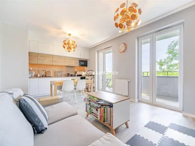 Oturma odası; doğal ışık, modern stil, mutfak aletleri