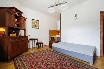 Chambre; parquet, lumière naturelle