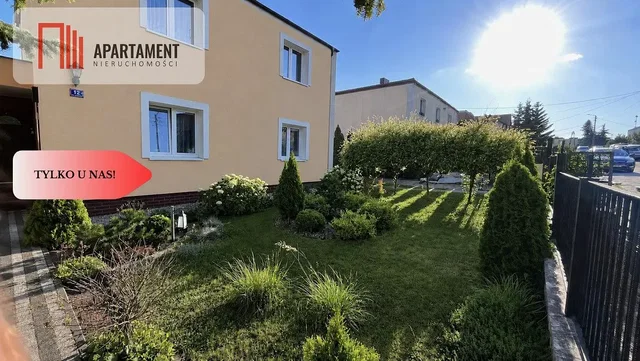 Dům a okolí