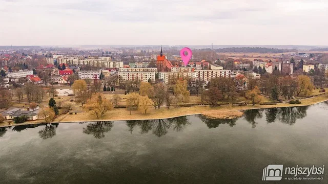Casa e arredores; vista