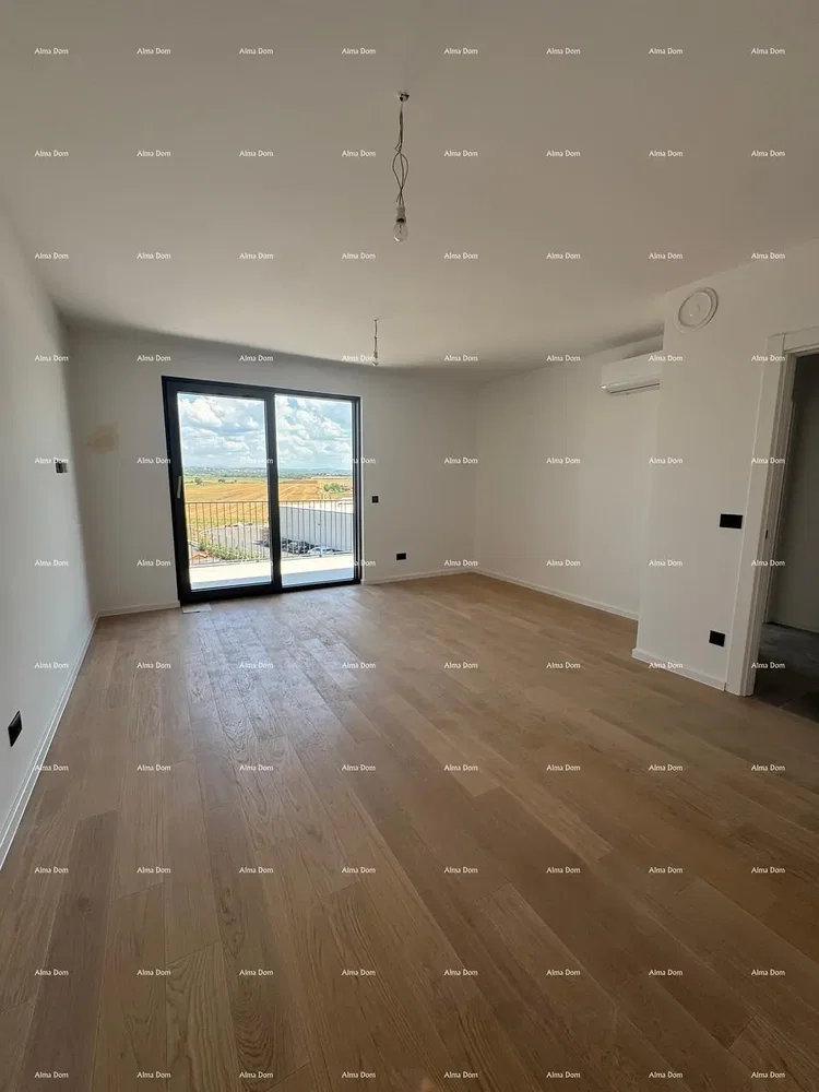 Wohnzimmer; holzboden, tageslicht, blick