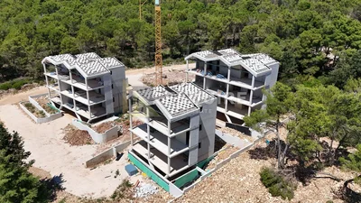 Casa e dintorni; luce naturale, vista