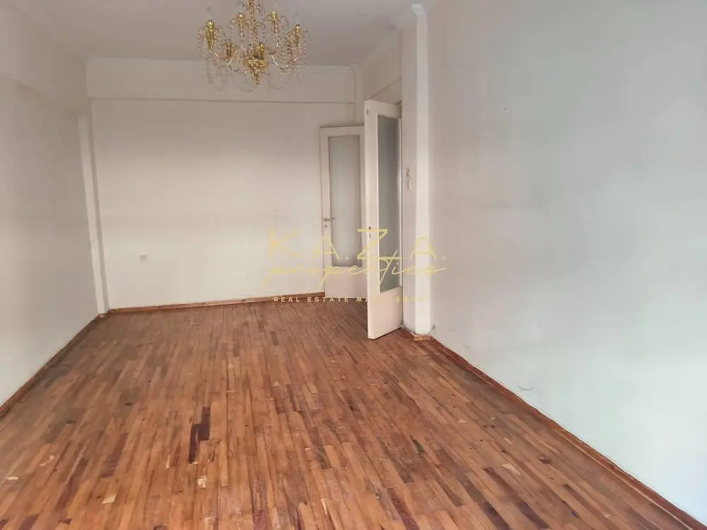 Autre; parquet, lumière naturelle