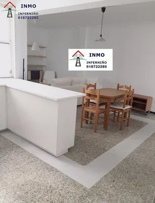 Wohnzimmer; tageslicht, fliesenboden, moderner stil