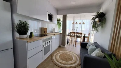 Wohnzimmer; tageslicht, moderner stil, küchengeräte