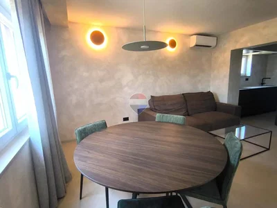 Soggiorno; luce naturale, stile moderno