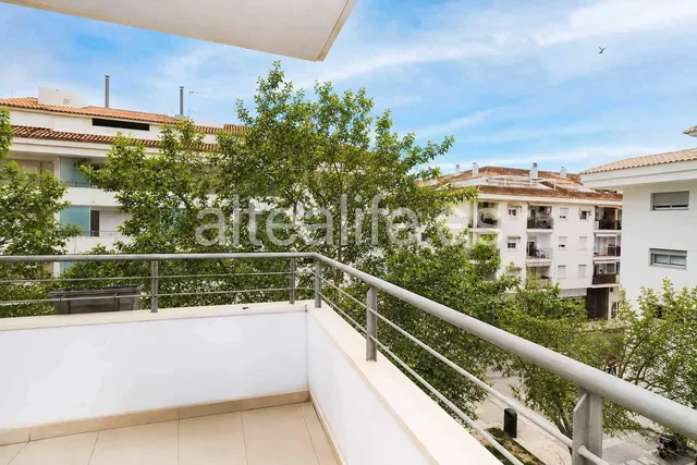 Balkon; blick, tageslicht, fliesenboden