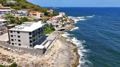 Casa e dintorni; vista, luce naturale