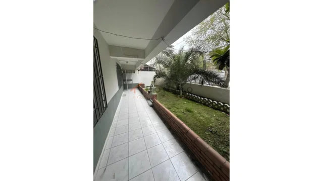 Terasa; pločice, prirodna svjetlost, pogled