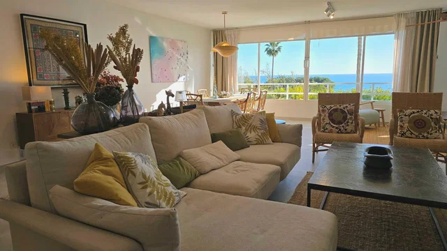 Sala de estar; vista, luz natural, estilo moderno