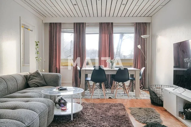 Living room; natural light, modern style