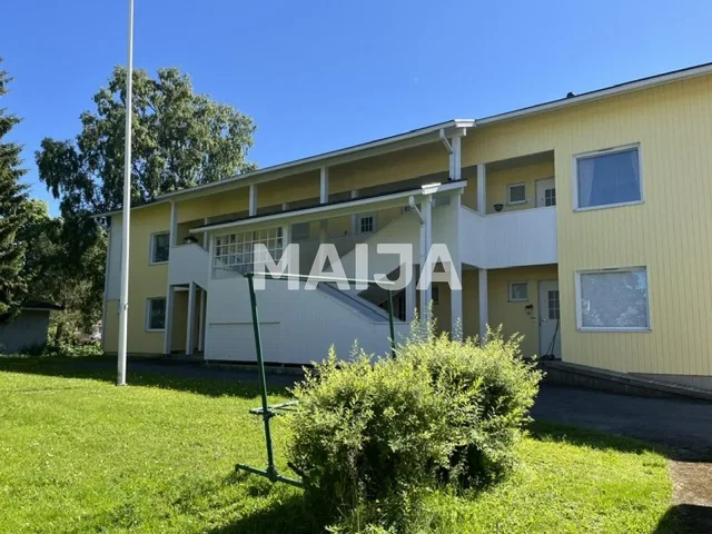 House and surroundings